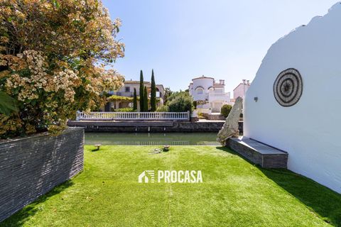 Villa i Empuriabrava, Gerona, Empuriabrava - € 889.000 | Ref: 3704 - foto 47