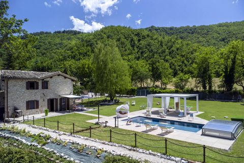 Villa a Sarnano, Macerata, Sarnano - € 390.000 | Ref: 552 - foto 2