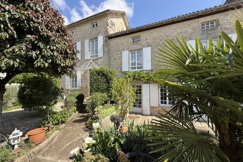 Villa i Civray, Vienne, Civray - € 267.500 | Ref: BVI80525 - foto 1