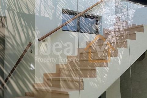 Villa a Adeje, Tenerife, Adeje - € 2.300.000 | Ref: 1-V3 - foto 47