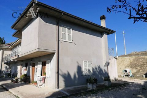 Landejendom i Offida, Ascoli Piceno, Offida - € 150.000 | Ref: CV9379 - foto 40