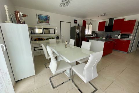 Villa a Alignan-du-Vent, Herault, Alignan-du-Vent - € 329.000 | Ref: V10002050 - foto 7