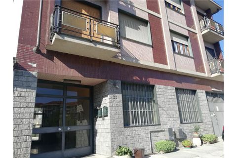 Erhvervsejendom i Moncalieri, Turin, Moncalieri - € 79.000 | Ref: 37401009-magazzinoviaquintinosella - foto 2