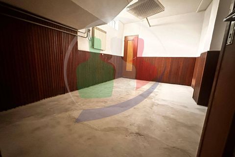 Erhvervsejendom i Moncalieri, Turin, Moncalieri - € 46.700 | Ref: 37401037- Semiinterrato in vendita a Moncalieri - foto 4