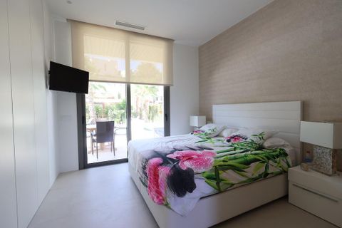Villa a Orihuela, Alicante, Orihuela - € 880.000 | Ref: AM-01852/8919 - foto 17