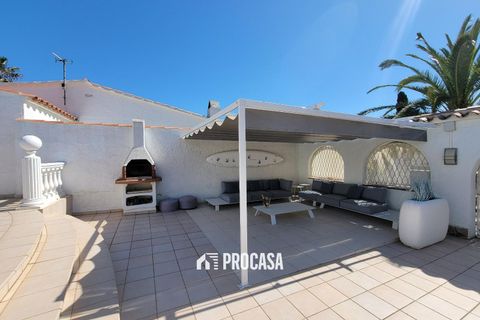 Villa i Empuriabrava, Gerona, Empuriabrava - € 1.050.000 | Ref: 3703 - foto 17
