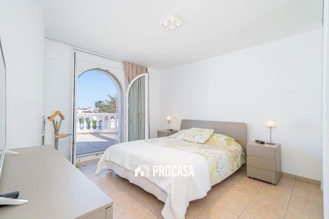 Villa i Empuriabrava, Gerona, Empuriabrava - € 1.050.000 | Ref: 3703 - foto 47