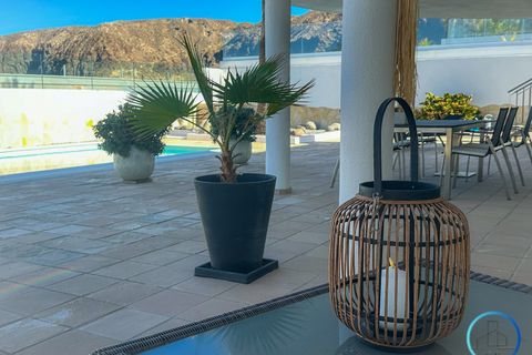 Villa a Arona, Tenerife, Arona - € 1.349.000 | Ref: LUX0010 - foto 13