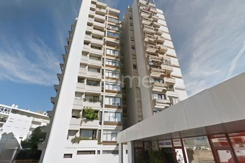 Lejlighed i Amadora, Lisbon, Amadora - € 750.000 | Ref: ZMPT575376 - foto 8