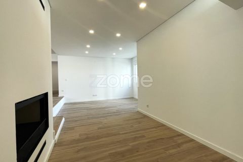 Lejlighed i Amadora, Lisbon, Amadora - € 750.000 | Ref: ZMPT575376 - foto 18