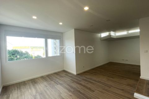 Lejlighed i Amadora, Lisbon, Amadora - € 750.000 | Ref: ZMPT575376 - foto 19