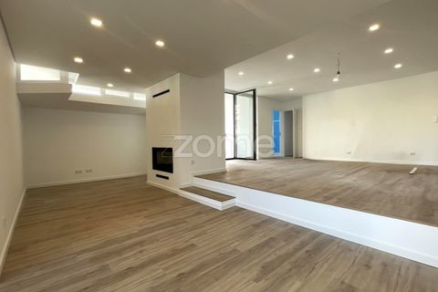 Lejlighed i Amadora, Lisbon, Amadora - € 750.000 | Ref: ZMPT575376 - foto 20