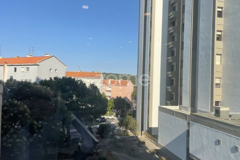 Lejlighed i Amadora, Lisbon, Amadora - € 750.000 | Ref: ZMPT575376 - foto 21