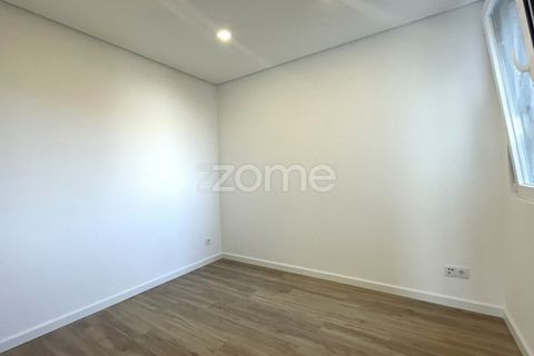 Lejlighed i Amadora, Lisbon, Amadora - € 750.000 | Ref: ZMPT575376 - foto 38