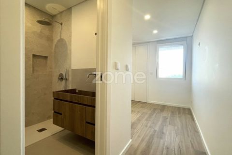 Lejlighed i Amadora, Lisbon, Amadora - € 750.000 | Ref: ZMPT575376 - foto 44