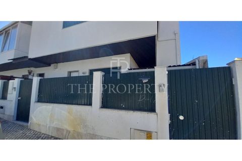 Villa i Carcavelos, Lisbon, Carcavelos - € 625.000 | Ref: RS231 - foto 2