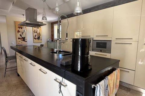 Villa i Frontignan, Herault, Frontignan - € 690.000 | Ref: CBVVI40000086 - foto 8