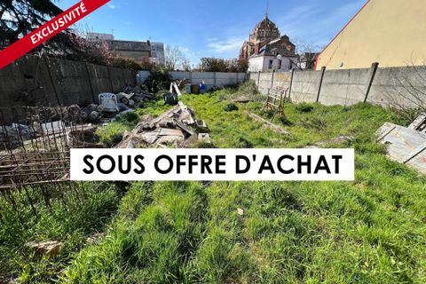 Helårsgrund i Cholet, Maine-et-Loire, Cholet - € 45.500 | Ref: 185969 - foto 1