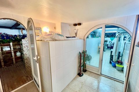 Villa i Torrevieja, Alicante, Torrevieja - € 490.000 | Ref: A10539/6084 - foto 9