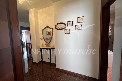 Villa i Monte San Giusto, Macerata, Monte San Giusto - € 290.000 | Ref: 242 - foto 20