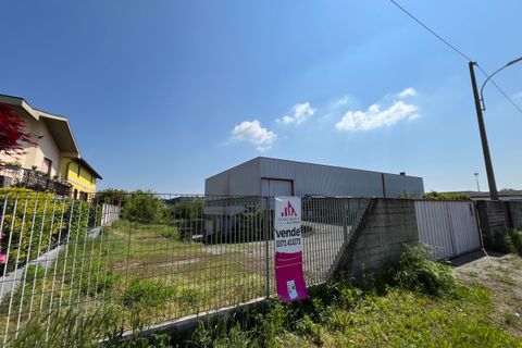Erhvervsejendom i Vigevano, Pavia, Vigevano - € 255.000 | Ref: BL6157VE - foto 1