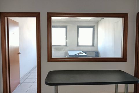 L'establiment comercial a Terni, Terni, Terni - € 3.000/mes | Ref: 49 - foto 12