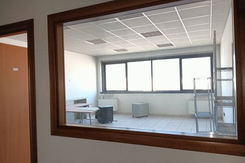 L'establiment comercial a Terni, Terni, Terni - € 3.000/mes | Ref: 49 - foto 18