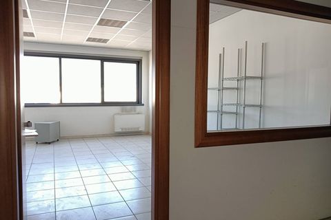 L'establiment comercial a Terni, Terni, Terni - € 3.000/mes | Ref: 49 - foto 19