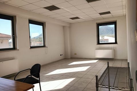 L'establiment comercial a Terni, Terni, Terni - € 3.000/mes | Ref: 49 - foto 27