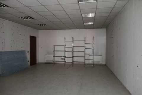 L'establiment comercial a Terni, Terni, Terni - € 3.000/mes | Ref: 49 - foto 33