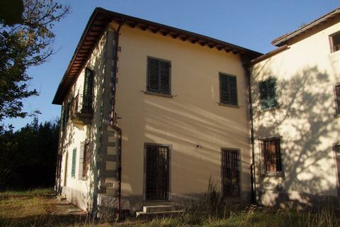 Villa i Rufina, Florence, Rufina - € 680.000 | Ref: 0483-3 - foto 2