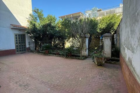 Villa a Afragola, Naples, Afragola - € 500.000 | Ref: SQG-472 - foto 2
