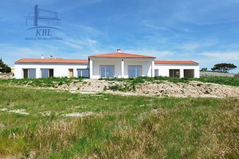 Villa i Ferrel, Leiria, Ferrel - € 1.200.000 | Ref: KBL10336 - foto 1