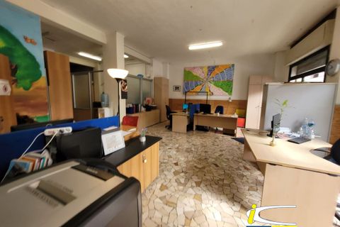 Erhvervsejendom i Ladispoli, Rome, Ladispoli - € 105.000 | Ref: PSA-121 - foto 2