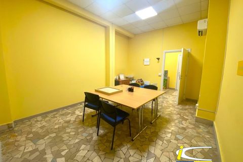Erhvervsejendom i Ladispoli, Rome, Ladispoli - € 85.000 | Ref: HVR-120 - foto 3