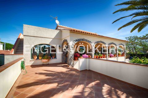 Villa i Empuriabrava, Gerona, Empuriabrava - € 795.000 | Ref: W-02ZH6K - foto 11