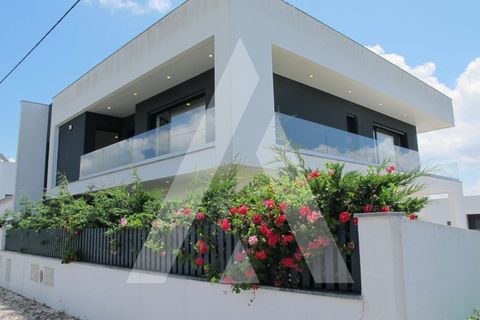 Villa i Loures, Lisbon, Loures - € 1.250.000 | Ref: 1141309/25LA - foto 40