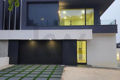 Villa i Aveiro, Aveiro, Aveiro - € 625.000 | Ref: KWPT-014824 - foto 2