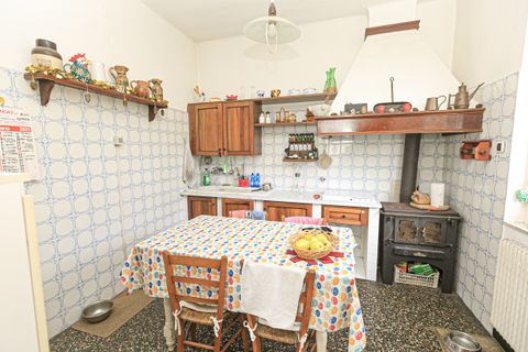 Villa a Ceranesi, Genoa, Ceranesi - € 149.000 | Ref: Montecomego - foto 14