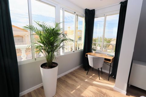 Villa em Punta Prima, Alicante, Punta Prima - € 279.000 | Ref: R5038705 - foto 25