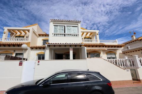 Villa em Punta Prima, Alicante, Punta Prima - € 279.000 | Ref: R5038705 - foto 32
