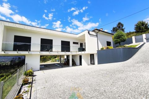 Villa i Ponte da Barca, Viana do Castelo, Ponte da Barca - € 340.000 | Ref: AVV-017-004 - foto 1