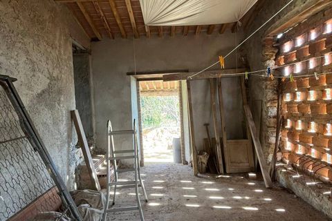 Landejendom i Lucca, Lucca, Lucca - € 180.000 | Ref: 1274 - foto 23