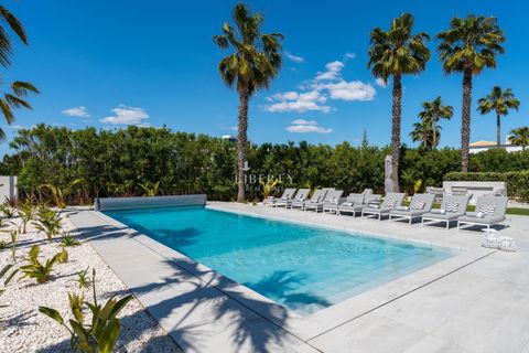 Villa i Almancil, Faro, Almancil - € 3.995.000 | Ref: LBRT327 - foto 3