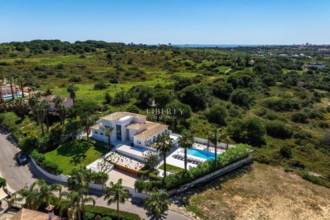 Villa i Almancil, Faro, Almancil - € 3.995.000 | Ref: LBRT327 - foto 36