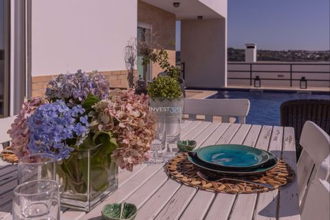 Villa i Oeiras, Lisbon, Oeiras - € 2.475.000 | Ref: 824 - Moradia V5 - Luxo - foto 6