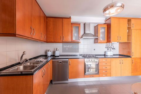 Villa i Oeiras, Lisbon, Oeiras - € 2.475.000 | Ref: 824 - Moradia V5 - Luxo - foto 24