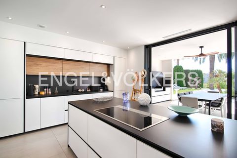 Villa i Empuriabrava, Gerona, Empuriabrava - € 3.250.000 | Ref: W-02ZSIQ - foto 20