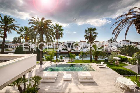 Villa i Empuriabrava, Gerona, Empuriabrava - € 3.250.000 | Ref: W-02ZSIQ - foto 39