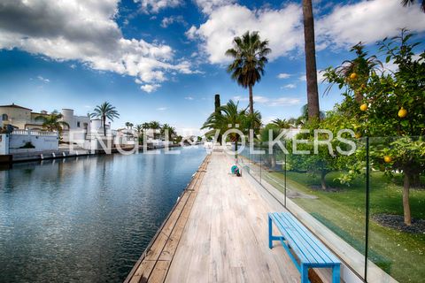 Villa i Empuriabrava, Gerona, Empuriabrava - € 3.250.000 | Ref: W-02ZSIQ - foto 8